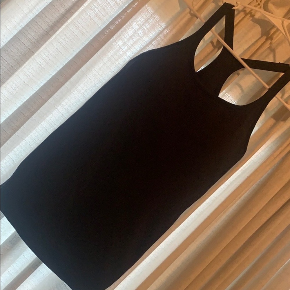Lululemon ebb to street tank